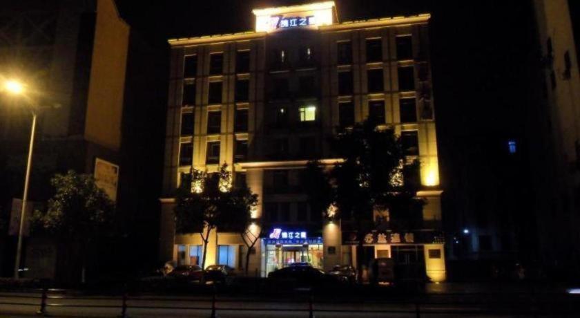 Jinjiang Inn - Jiangyin Chengjiang Middle Road Exterior foto