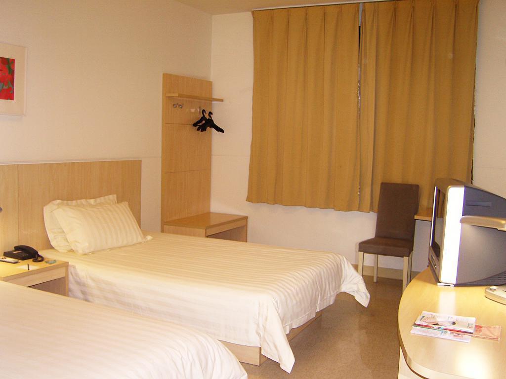 Jinjiang Inn - Jiangyin Chengjiang Middle Road Habitación foto